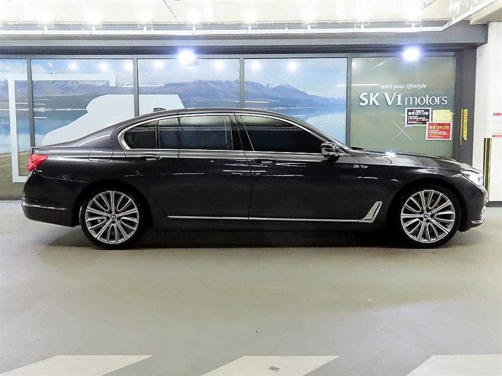BMW 7시리즈 7시리즈 (G11) 750Li xDrive 이미지 3