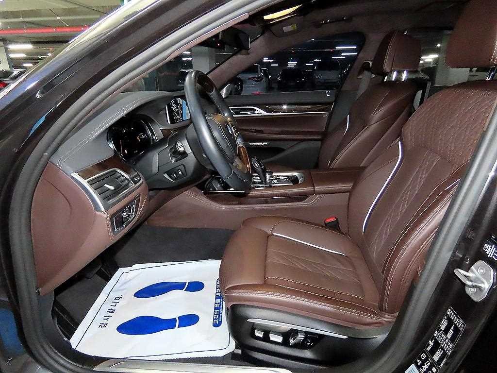 BMW 7시리즈 7시리즈 (G11) 750Li xDrive 이미지 6