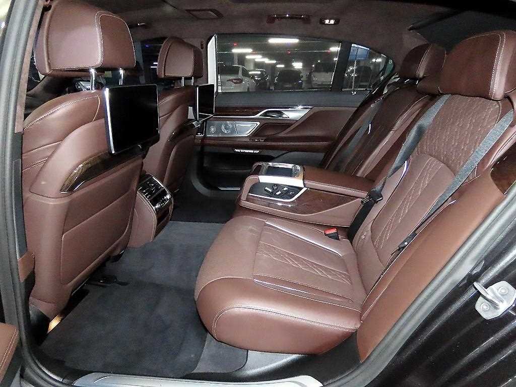 BMW 7시리즈 7시리즈 (G11) 750Li xDrive 이미지 7