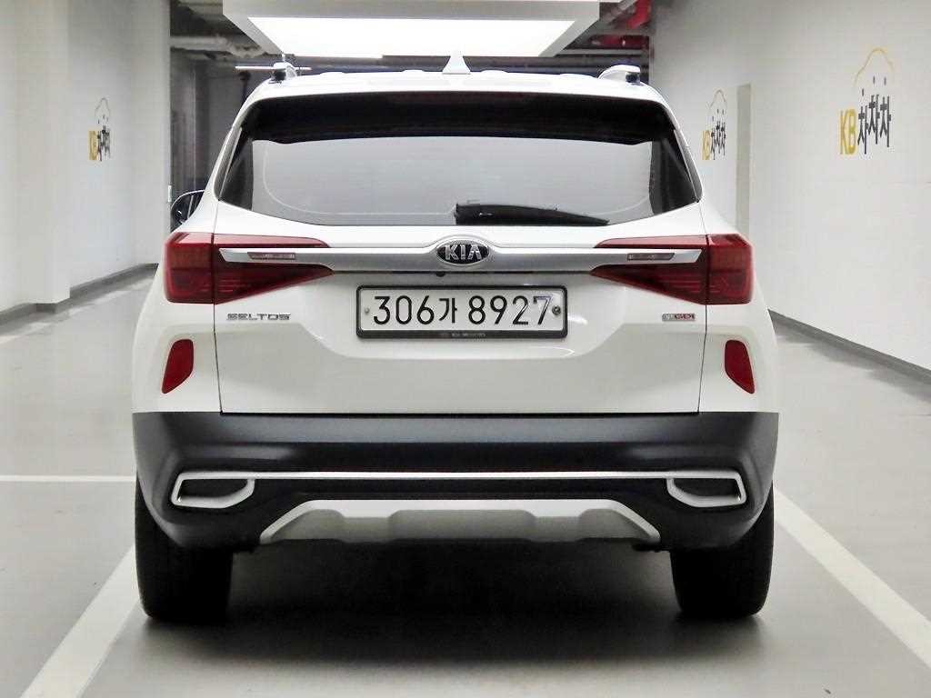 기아 셀토스 가솔린 1.6 터보 2WD 노블레스 이미지 3