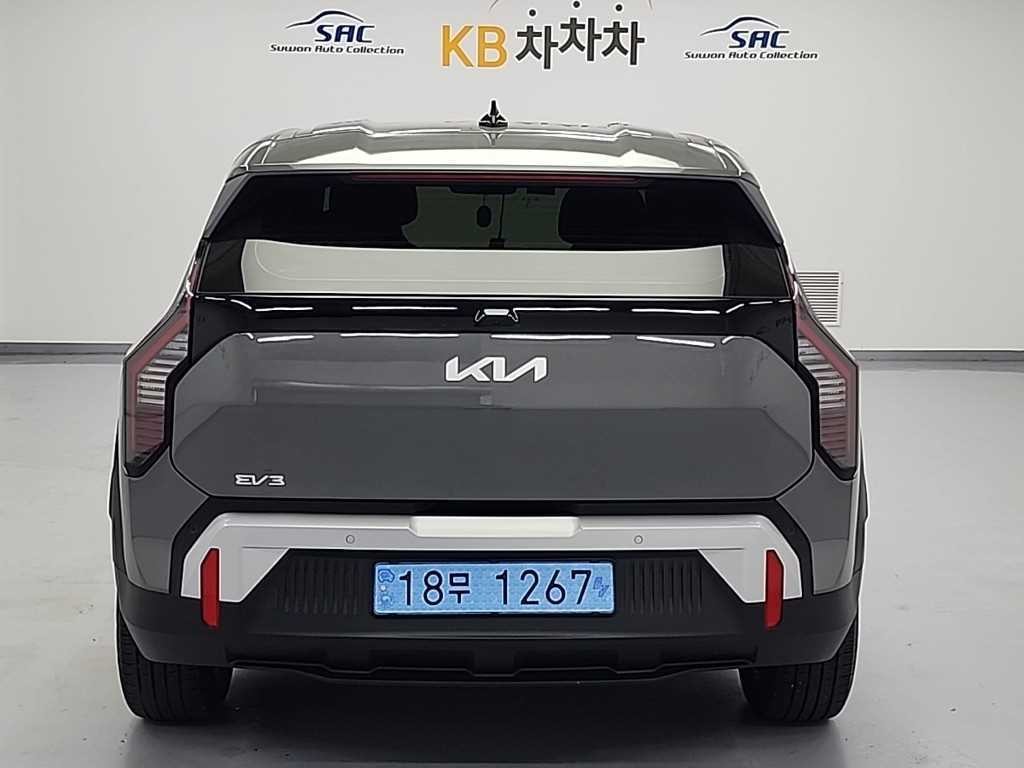 기아 EV3 스탠다드 에어 이미지 3
