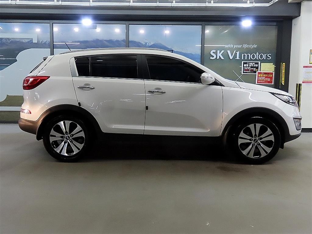기아 스포티지 스포티지 R 2WD TLX 프리미엄 이미지 3