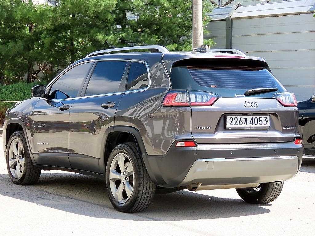 지프 체로키 체로키(KL) 2.4 리미티드 AWD 이미지 3