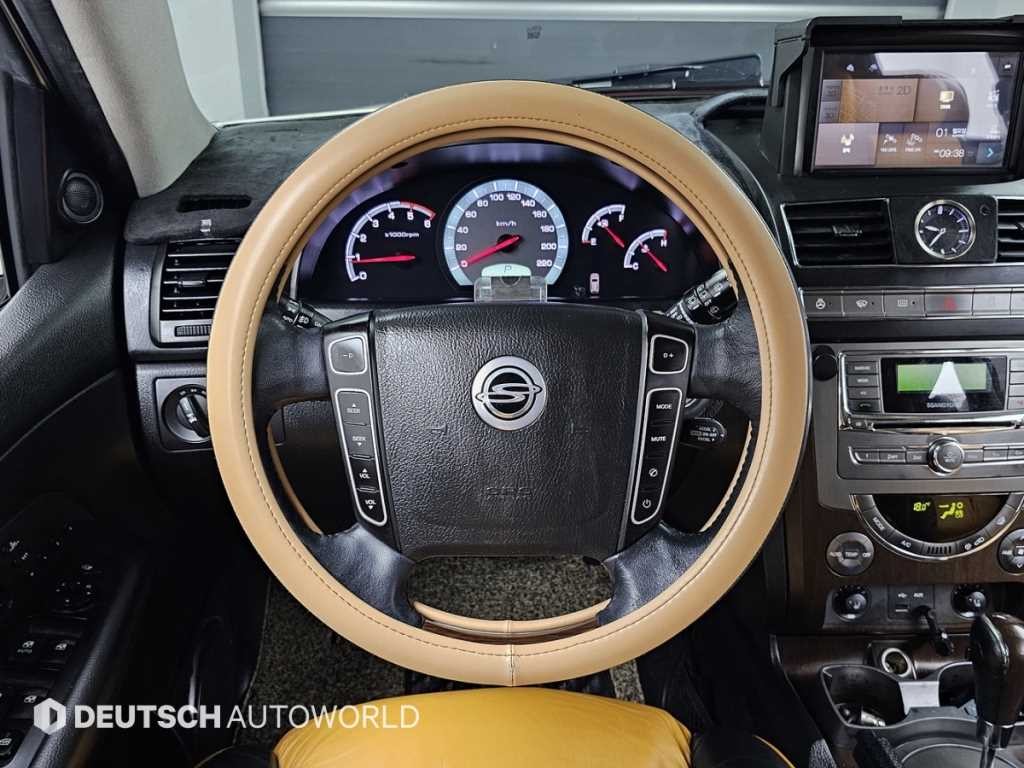 KG모빌리티(쌍용) 렉스턴 렉스턴W 2.0  4WD RX7 럭셔리 이미지 13