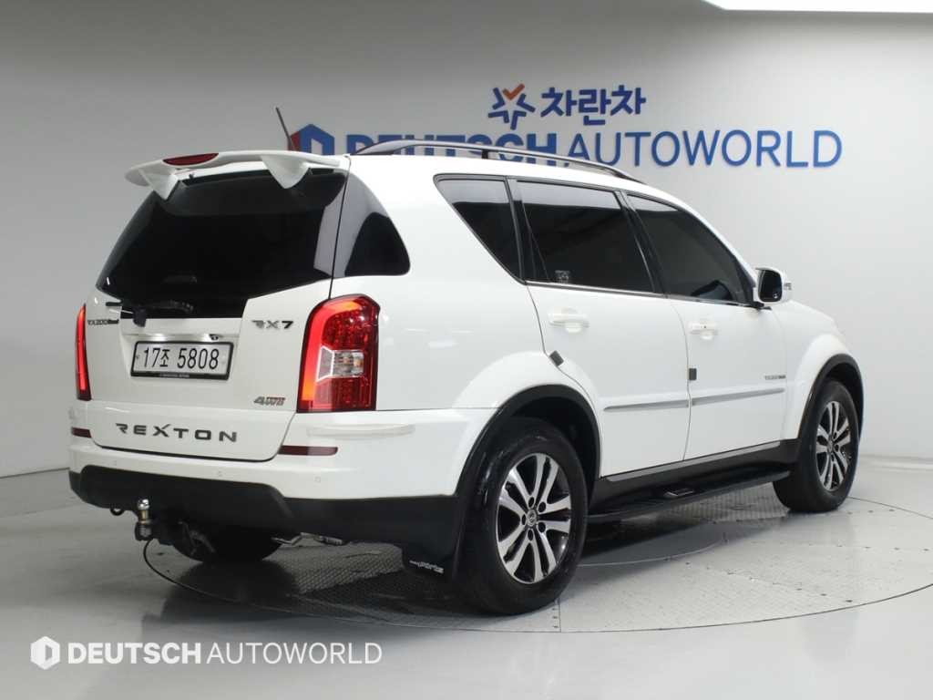 KG모빌리티(쌍용) 렉스턴 렉스턴W 2.0  4WD RX7 럭셔리 이미지 2