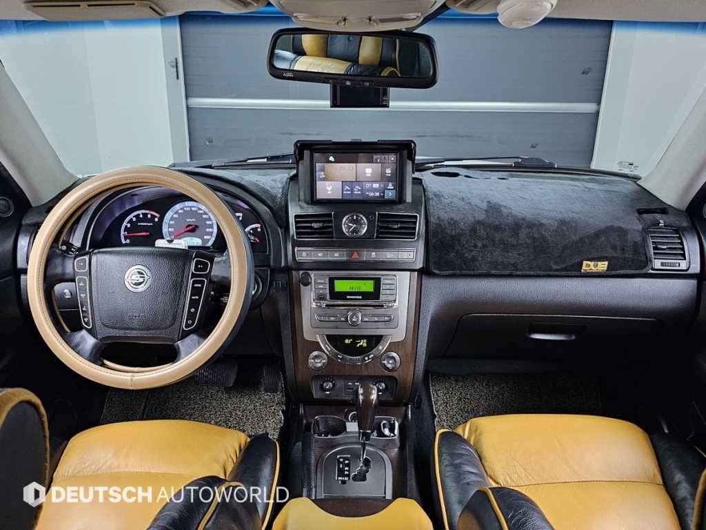 KG모빌리티(쌍용) 렉스턴 렉스턴W 2.0  4WD RX7 럭셔리 이미지 7