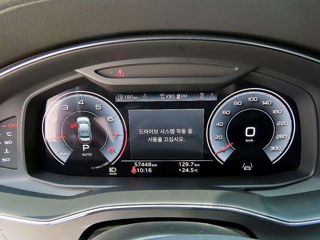 아우디 A6 A6 (C8) 45 TFSI 콰트로 프리미엄 이미지 9