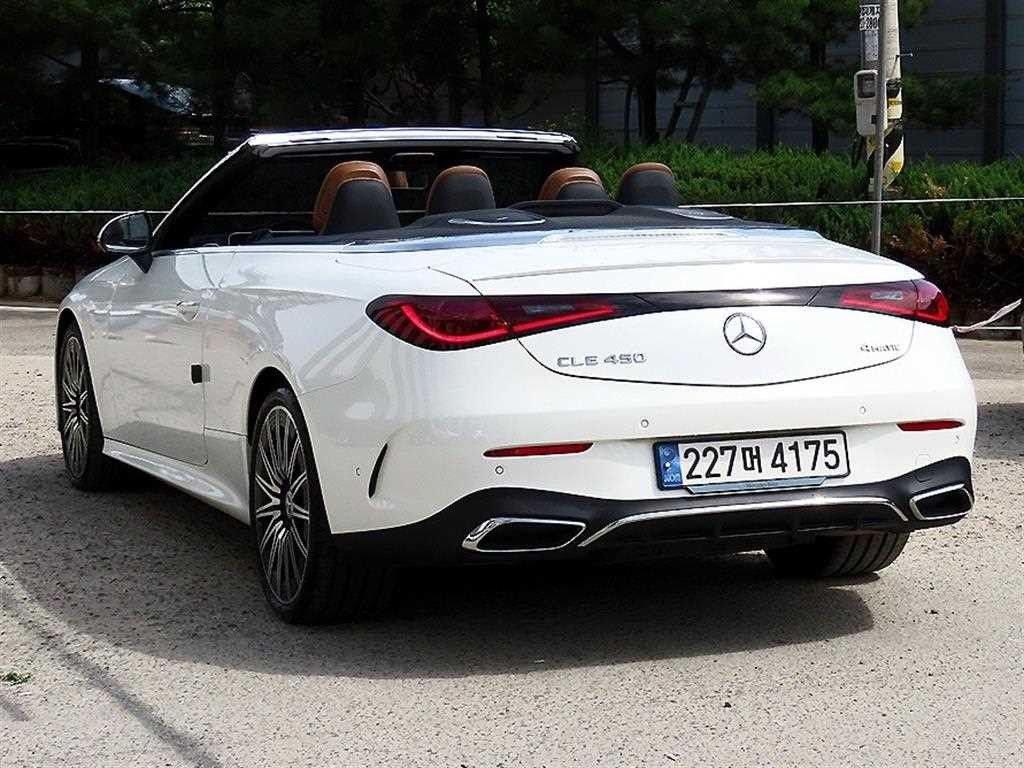 벤츠 CLE 클래스 CLE 450 4MATIC 카브리올레 이미지 7