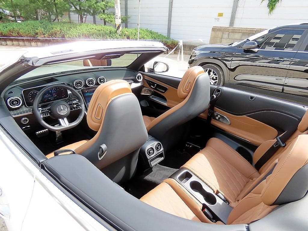 벤츠 CLE 클래스 CLE 450 4MATIC 카브리올레 이미지 9
