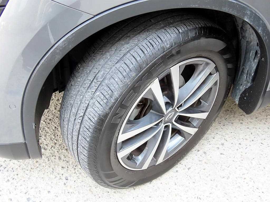 르노코리아(삼성) QM6 더뉴QM6 2.0 LPe LE 2WD 이미지 20