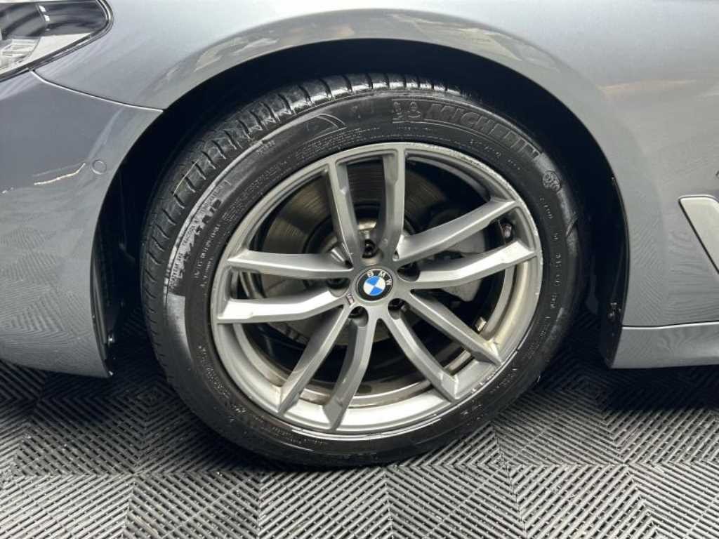 BMW 5시리즈 5시리즈 (G30) 520d M 스포츠 플러스 이미지 20