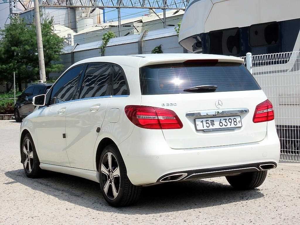 벤츠 B 클래스 (MY B) B클래스 (MY B) B220 이미지 3