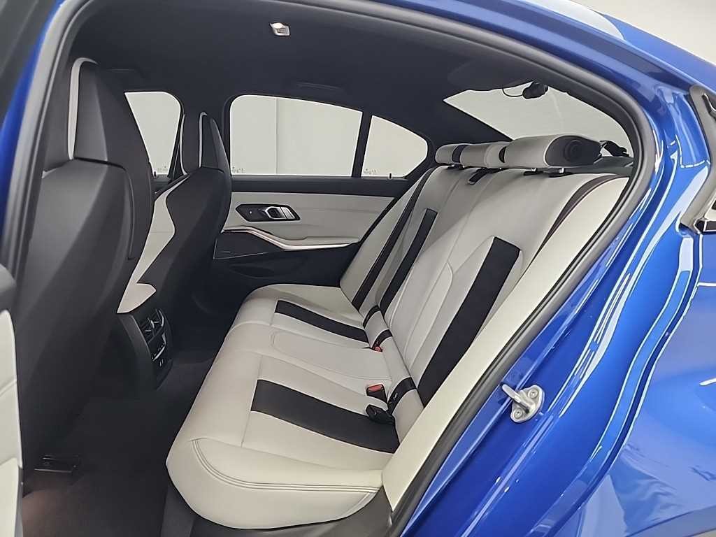 BMW 3시리즈 M3 6세대 컴패티션 이미지 12