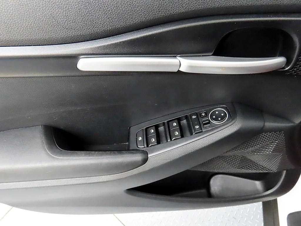 기아 셀토스 가솔린 1.6 터보 2WD 프레스티지 이미지 11