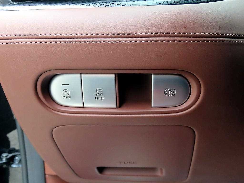 제네시스 G90 G90(RS4) 3.5T GDI AWD 이미지 13