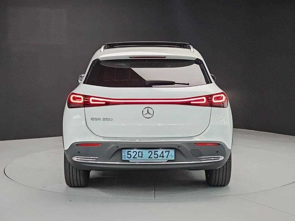 벤츠 EQA EQA H243 EQA 250 이미지 3