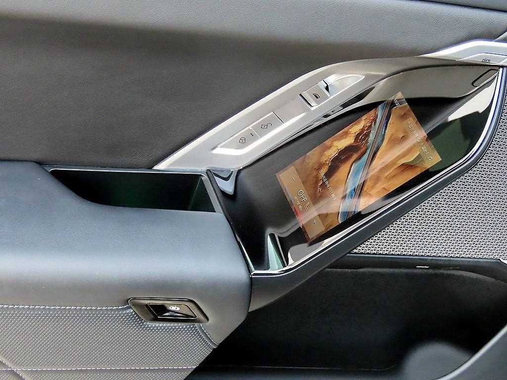 BMW 7시리즈 7시리즈 (G70) 740d xDrive M 스포츠 이미지 15