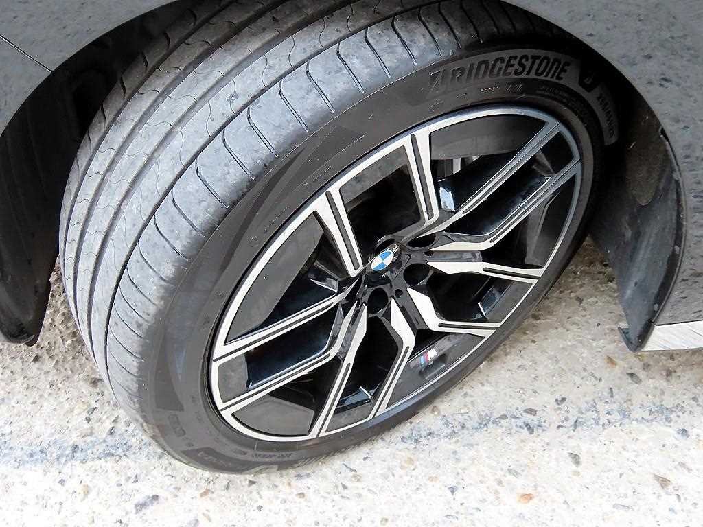 BMW 7시리즈 7시리즈 (G70) 740d xDrive M 스포츠 이미지 20