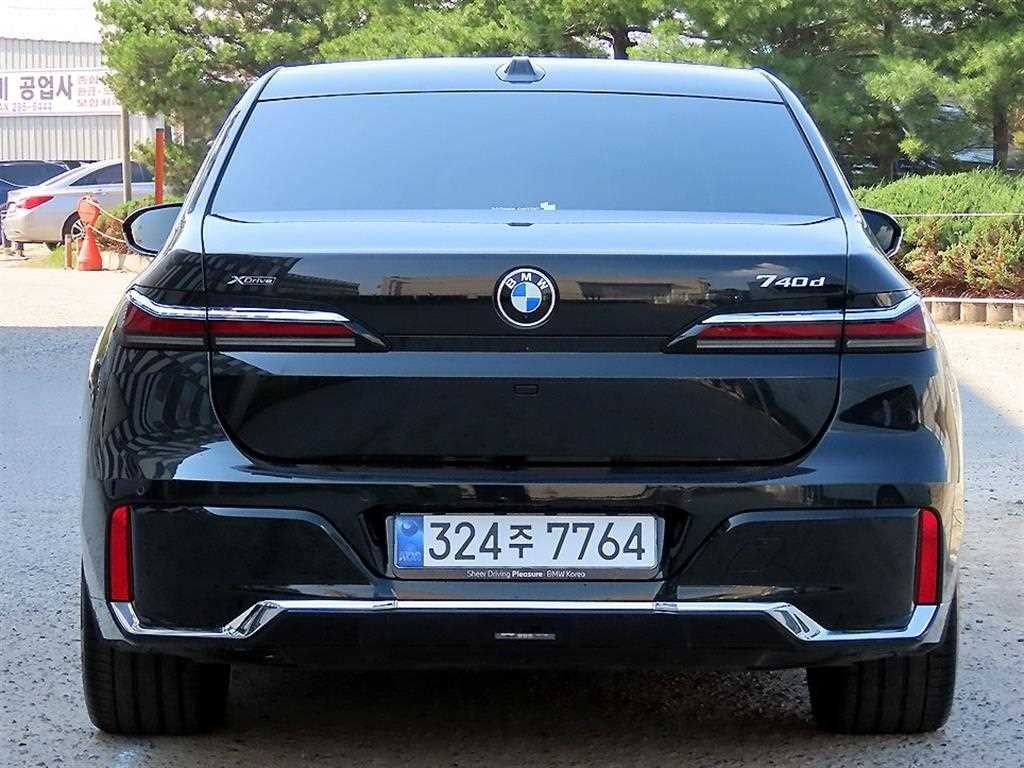 BMW 7시리즈 7시리즈 (G70) 740d xDrive M 스포츠 이미지 4