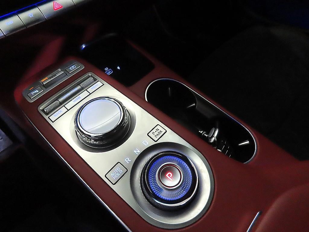 제네시스 GV70 2.5T 가솔린 AWD 스포츠 이미지 12