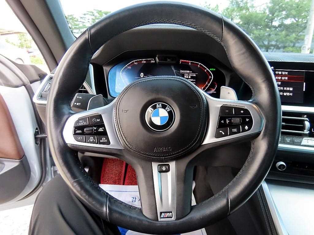 BMW 4시리즈 4시리즈 (G22) 420i 컨버터블 M 스포츠 이미지 13