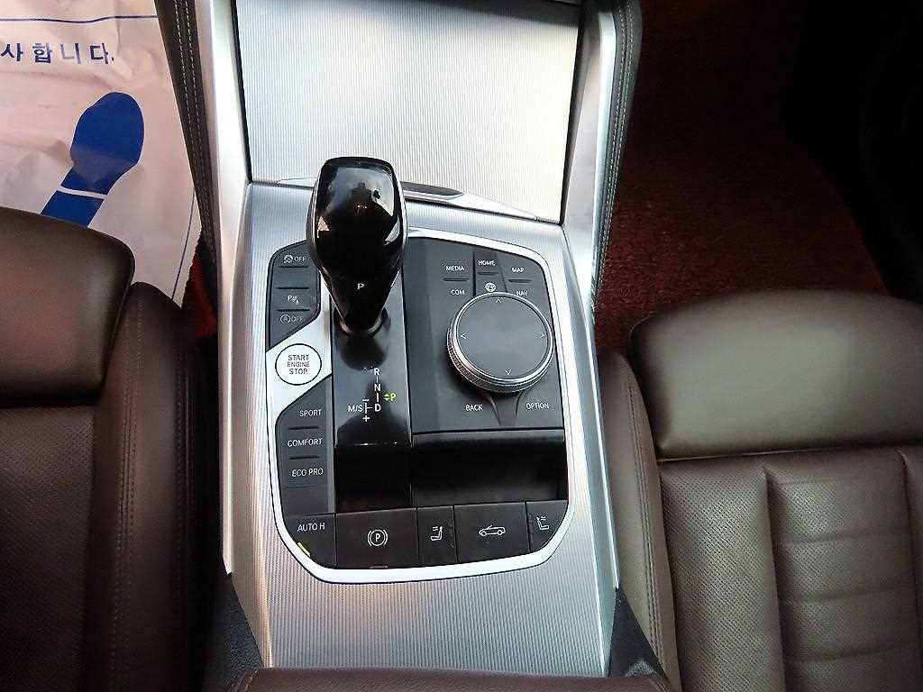 BMW 4시리즈 4시리즈 (G22) 420i 컨버터블 M 스포츠 이미지 15
