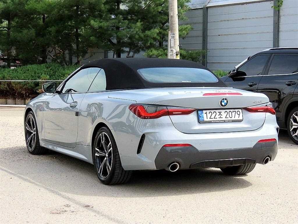 BMW 4시리즈 4시리즈 (G22) 420i 컨버터블 M 스포츠 이미지 3