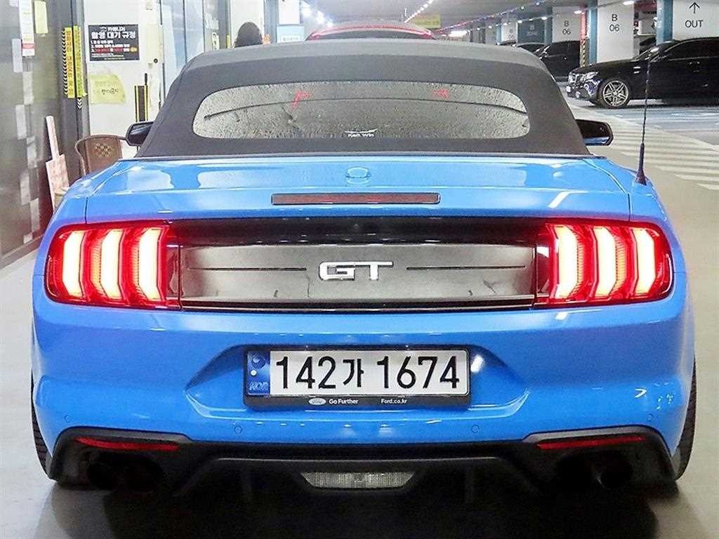 포드 머스탱 GT 컨버터블 이미지 5