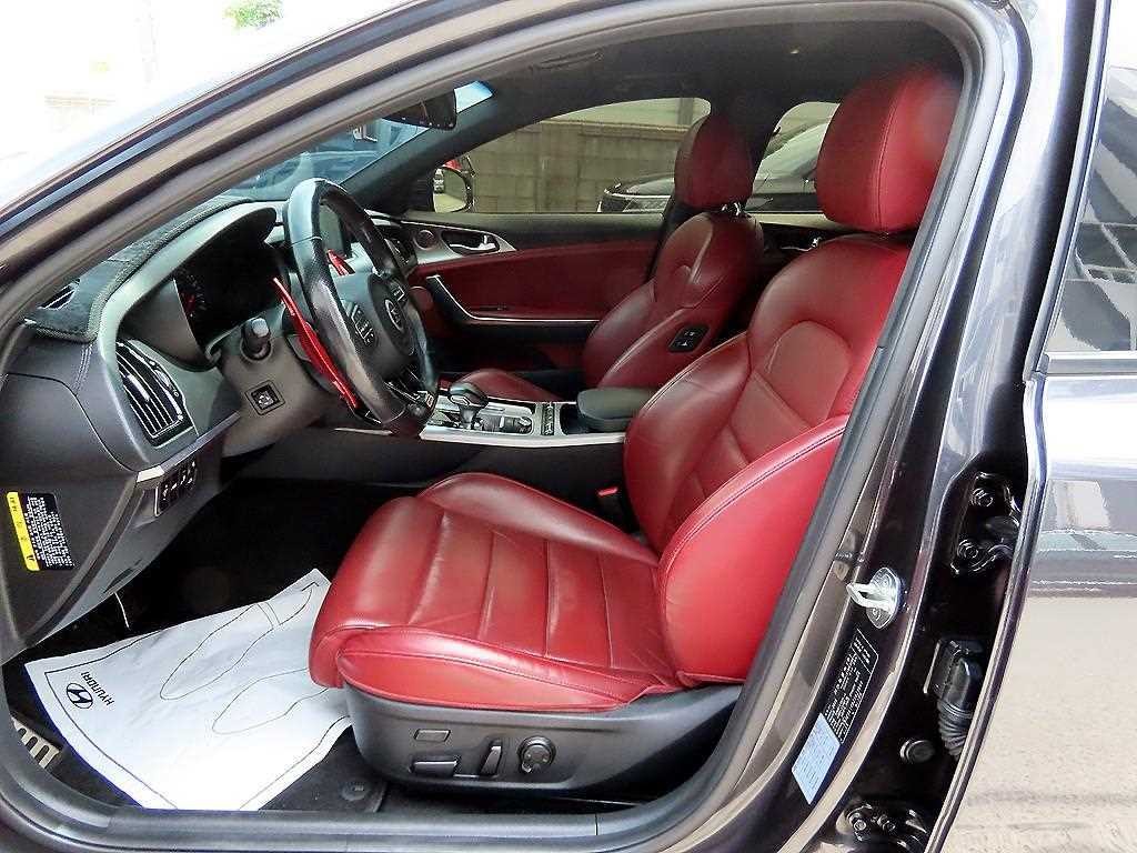 기아 스팅어 가솔린 3.3 터보 AWD GT 이미지 6