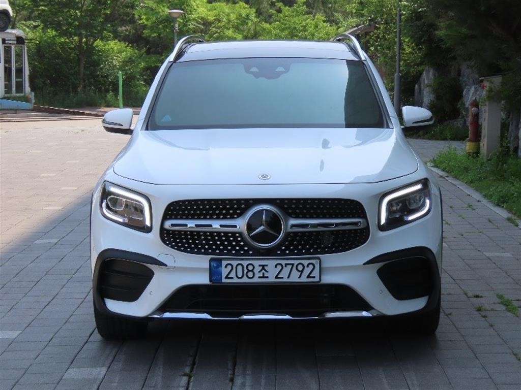 벤츠 GLB 클래스 GLB클래스 X247 GLB 250 4MATIC 이미지 1