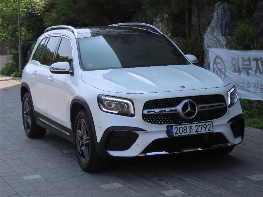 벤츠 GLB 클래스 GLB클래스 X247 GLB 250 4MATIC 이미지 2