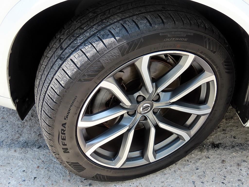 볼보 XC90 XC90 2세대 2.0 D5 AWD 모멘텀 이미지 20