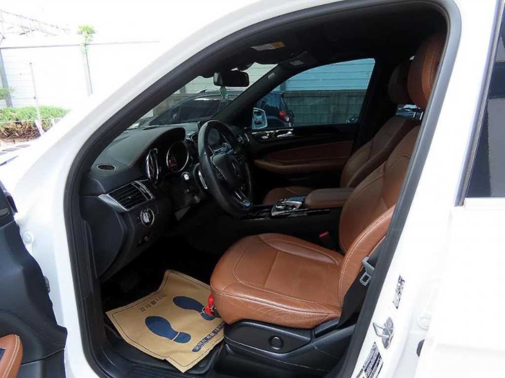 벤츠 GLS 클래스 GLS클래스 X166 GLS350 D 4MATIC 이미지 5