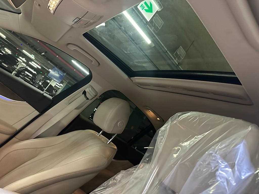 벤츠 E 클래스 E-클래스 W213 E300 4MATIC 익스클루시브 이미지 17