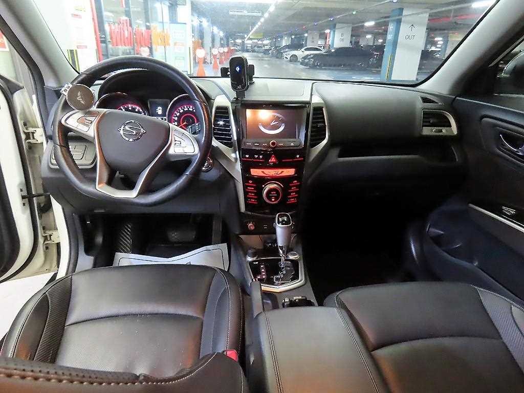 KG모빌리티(쌍용) 티볼리 가솔린 2WD 1.6 LX 이미지 10