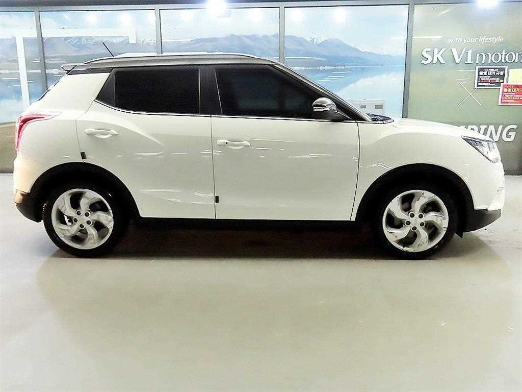 KG모빌리티(쌍용) 티볼리 가솔린 2WD 1.6 LX 이미지 3