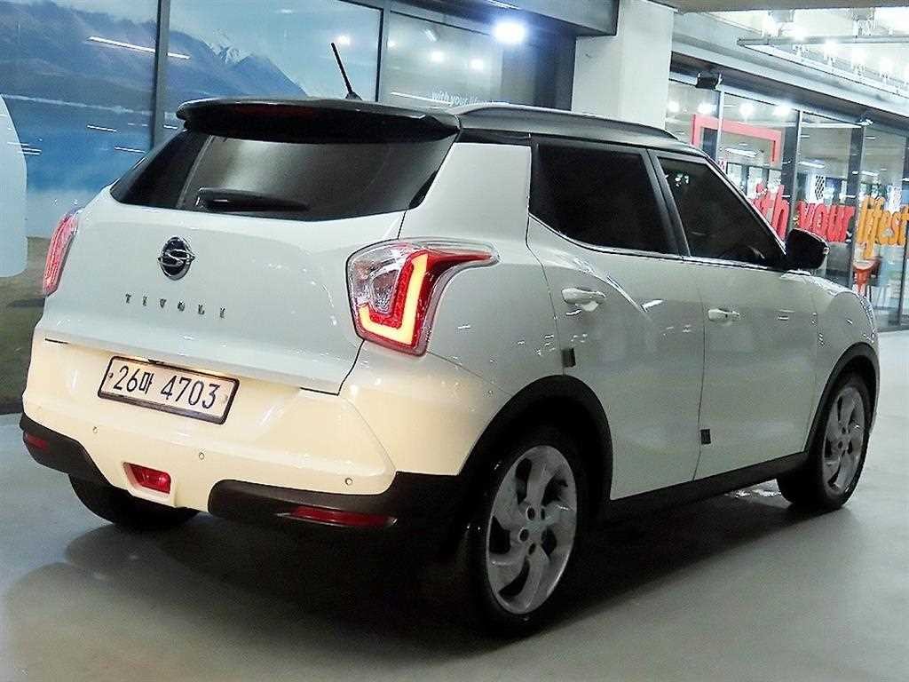 KG모빌리티(쌍용) 티볼리 가솔린 2WD 1.6 LX 이미지 4