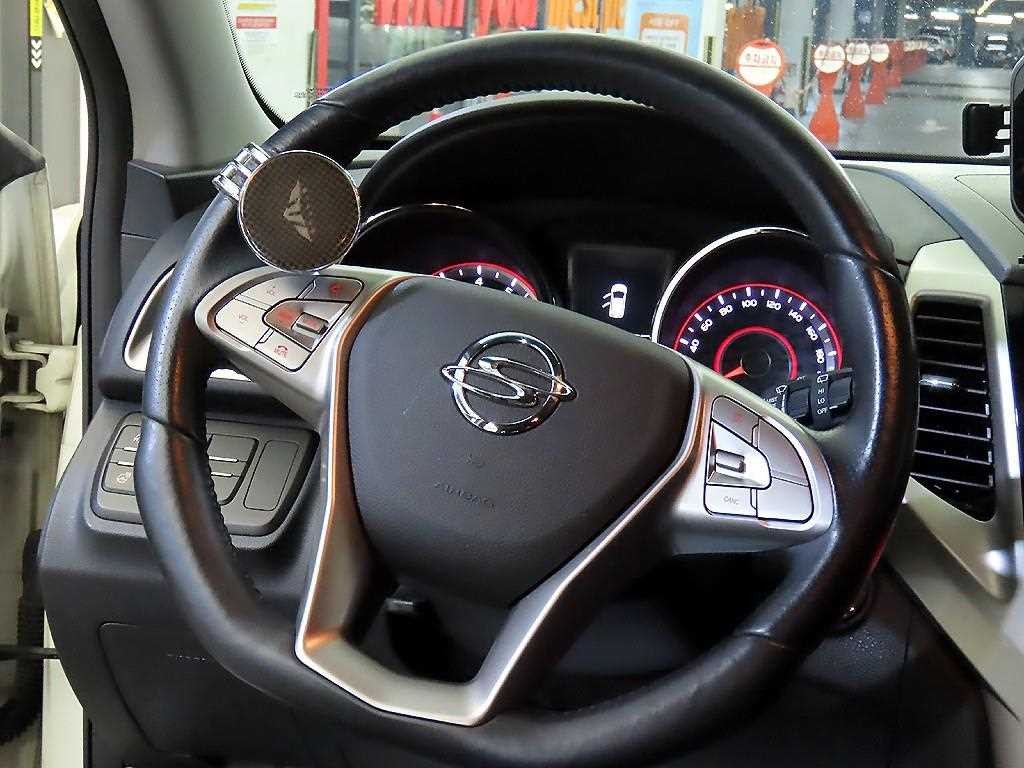 KG모빌리티(쌍용) 티볼리 가솔린 2WD 1.6 LX 이미지 8