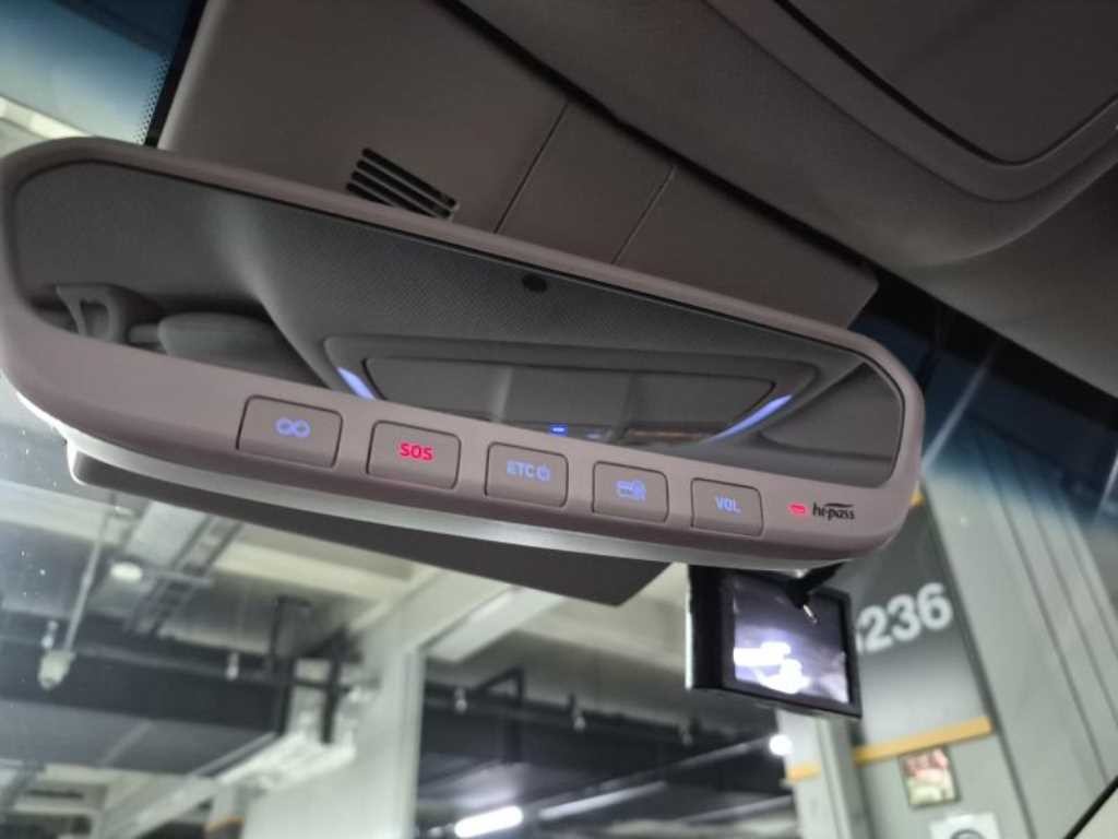 제네시스 G70 더 뉴 G70 가솔린 3.3T 4WD 이미지 18