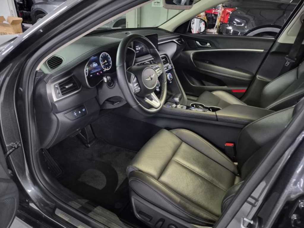 제네시스 G70 더 뉴 G70 가솔린 3.3T 4WD 이미지 8