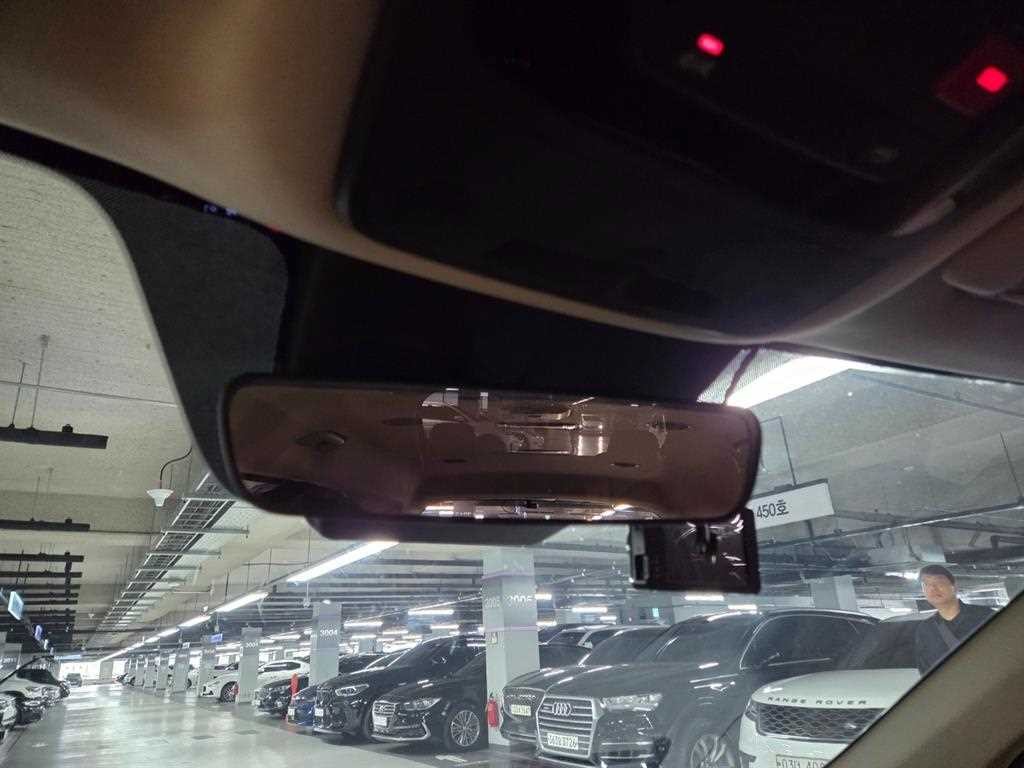 기아 카니발 카니발 4세대 디젤 9인승 프레스티지 이미지 9