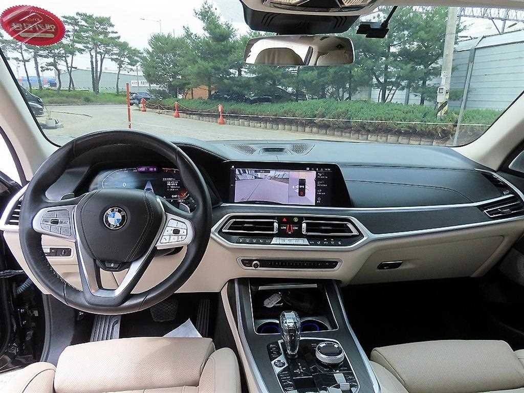 BMW X7 X7 (G07) xDrive 40i 디자인 퓨어 엑셀런스 7인승 이미지 7
