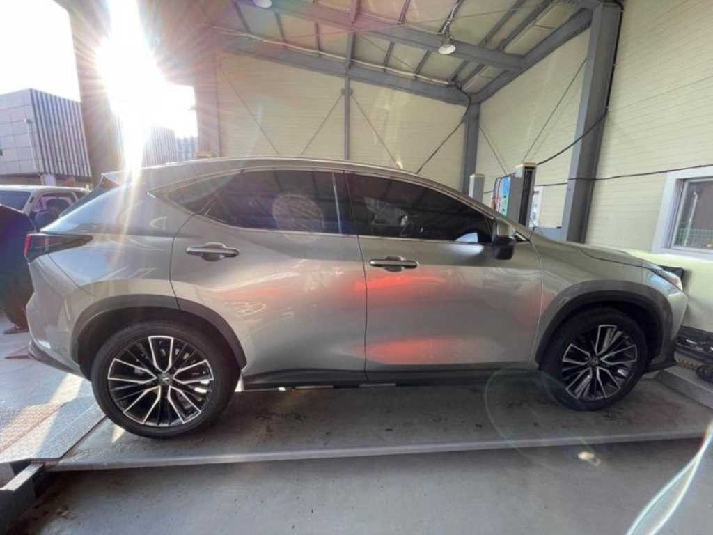 렉서스 NX NX 350h 력셔리 이미지 2