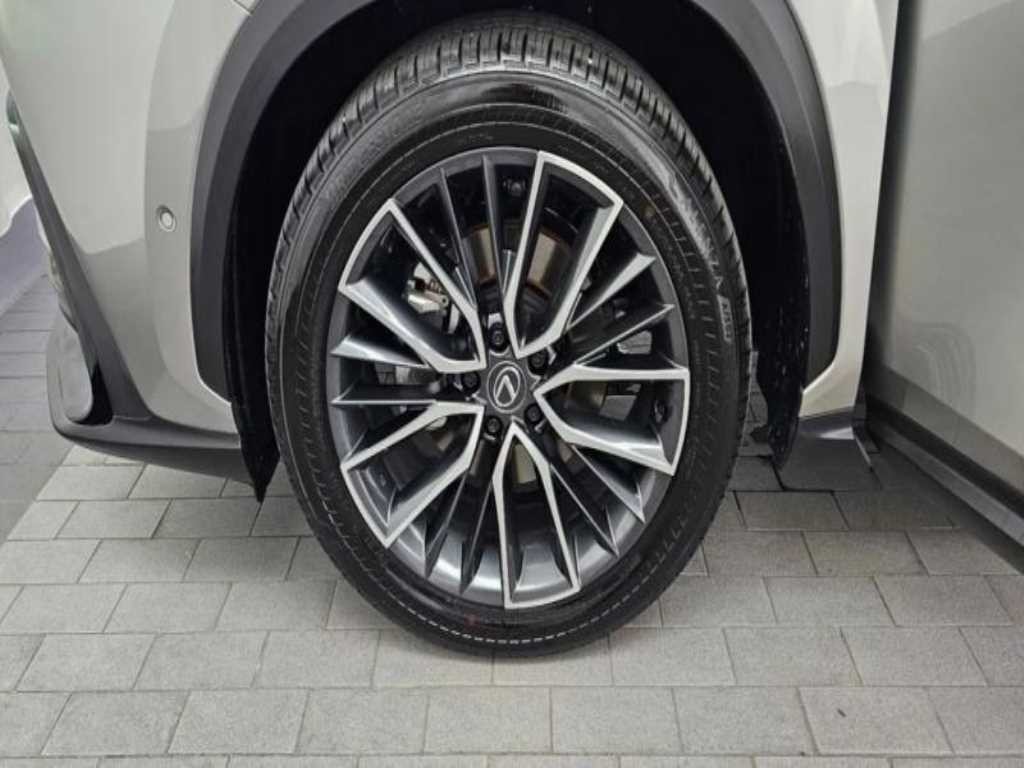 렉서스 NX NX 350h 력셔리 이미지 20