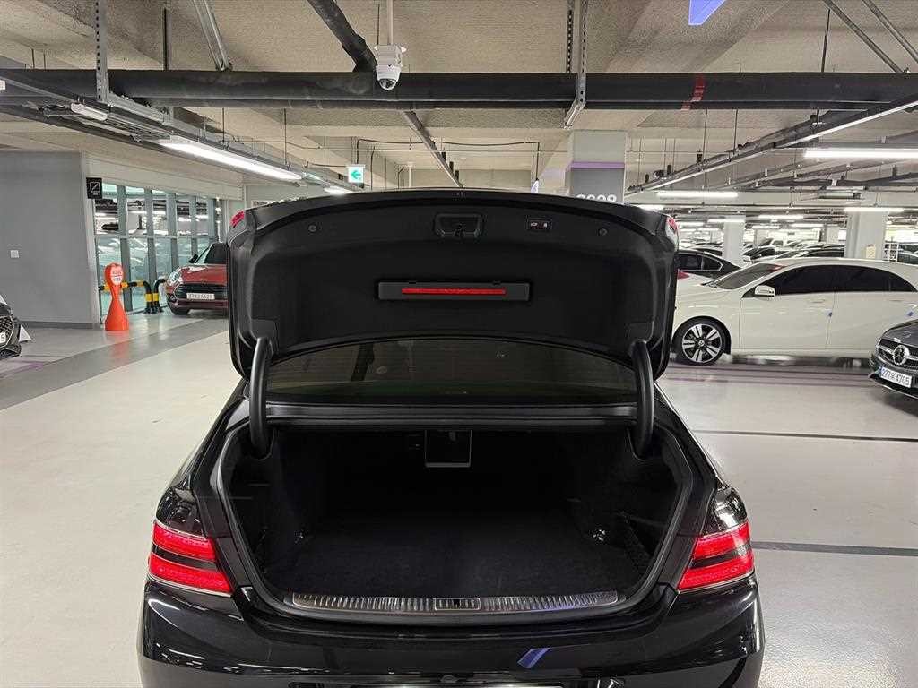 제네시스 G90 5.0 GDI AWD 프레스티지 이미지 18
