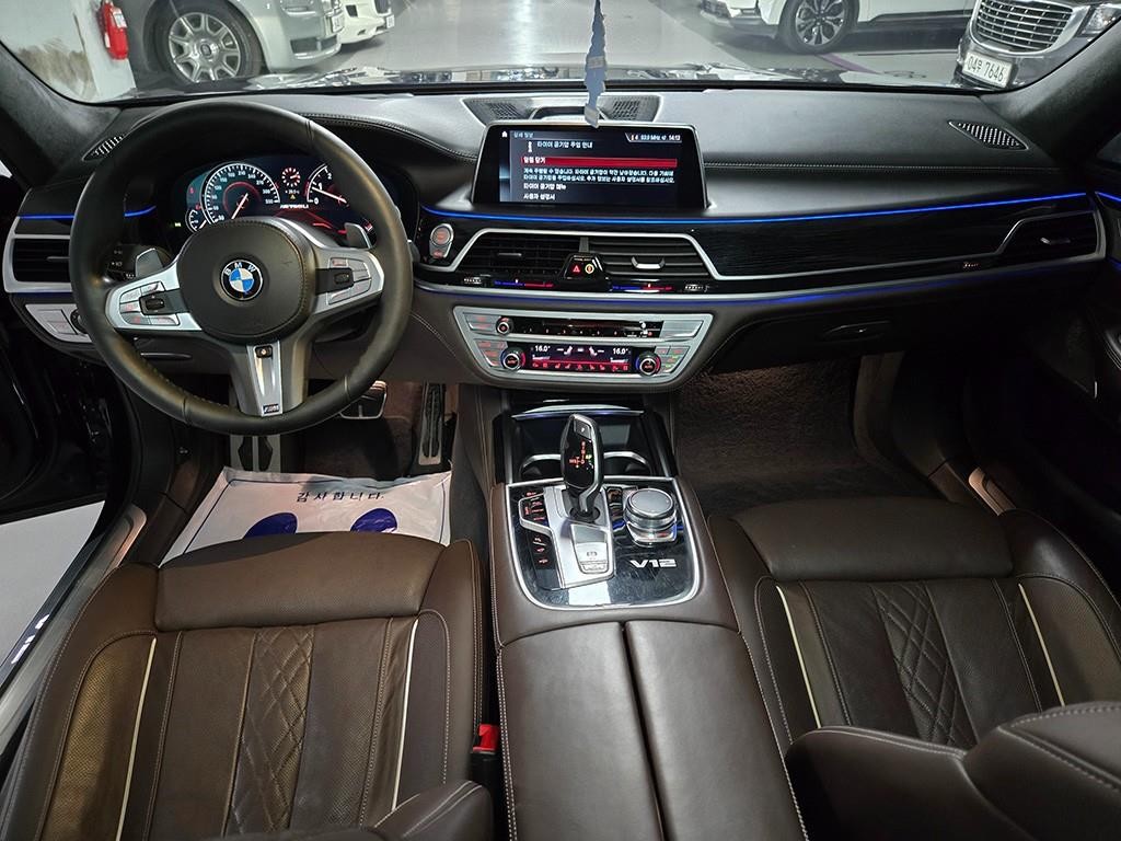 BMW 7시리즈 7시리즈 (G11) M760Li xDrive 이미지 10