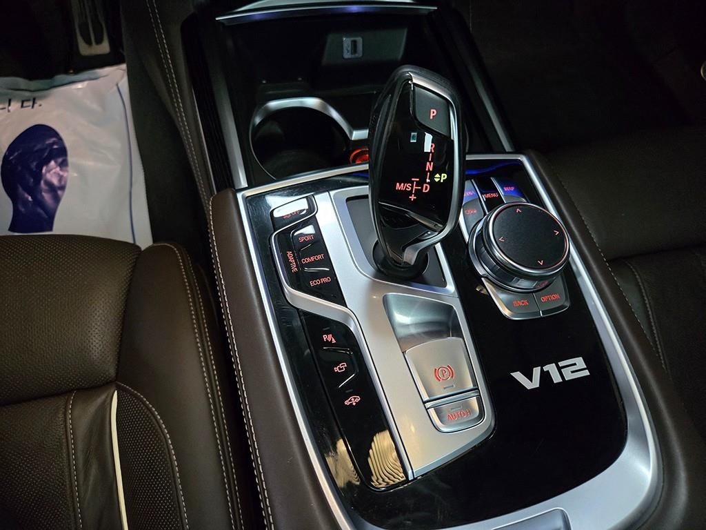 BMW 7시리즈 7시리즈 (G11) M760Li xDrive 이미지 12