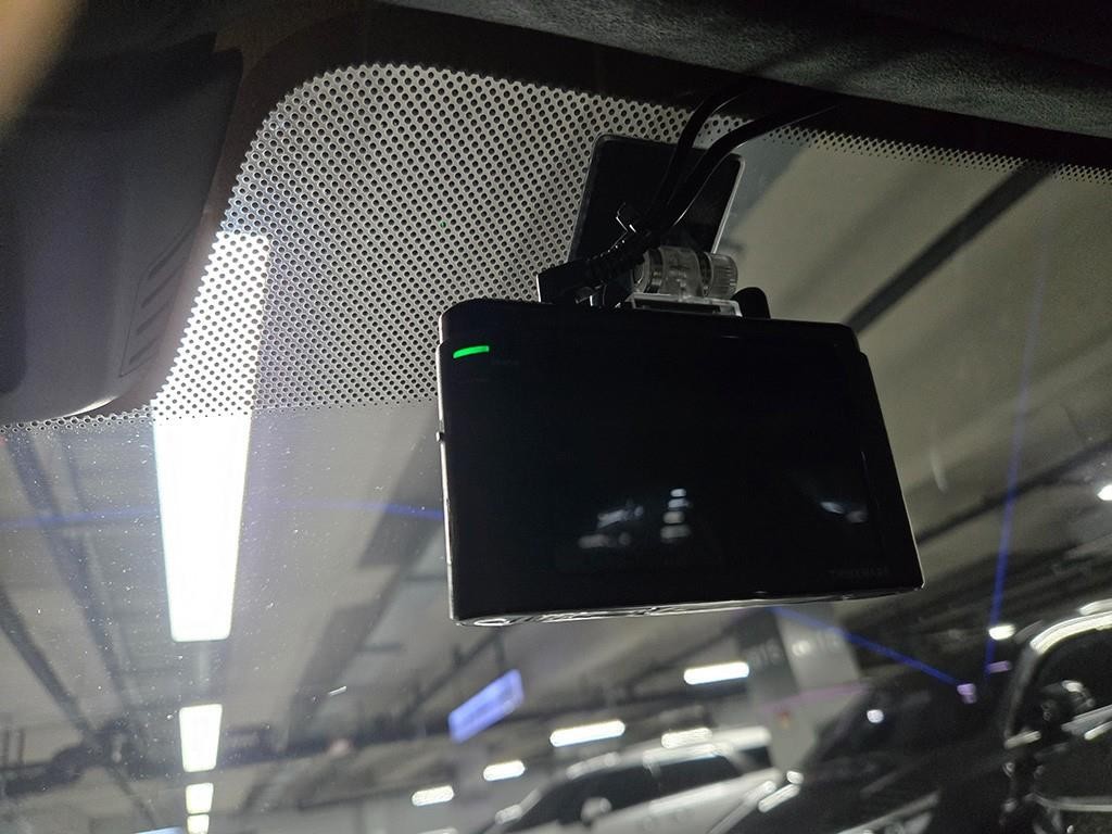 BMW 7시리즈 7시리즈 (G11) M760Li xDrive 이미지 14
