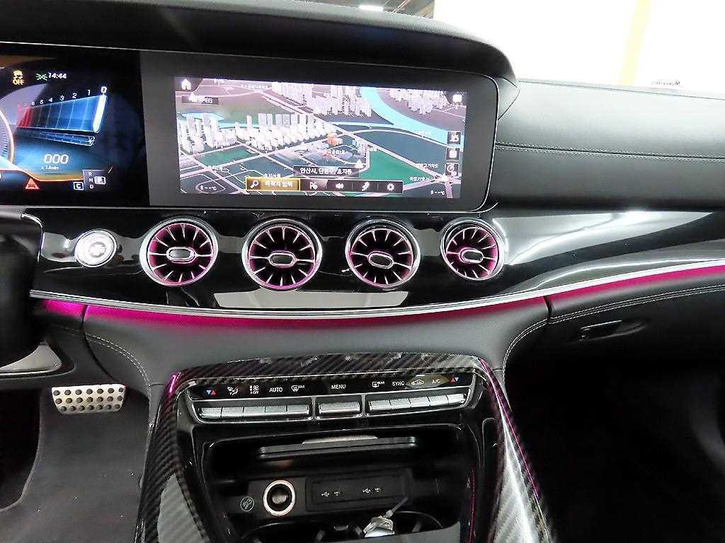 벤츠 AMG GT 4도어 43 4MATIC+ 이미지 13
