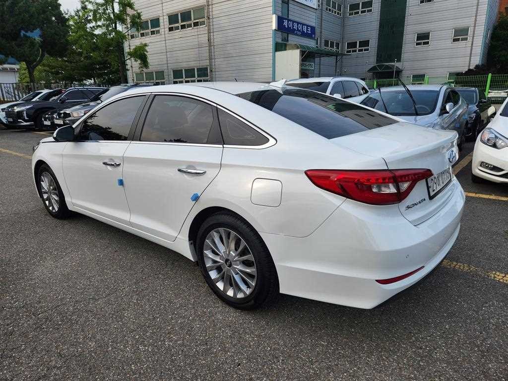 현대 쏘나타 LF 쏘나타 2.0 스마트 스페셜 이미지 3